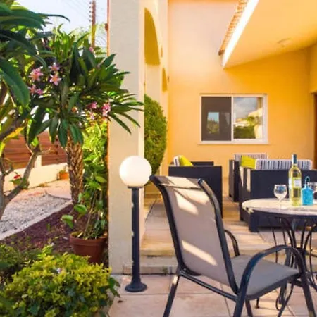Villa Kampos Coral Bay